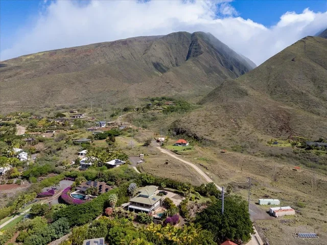 Listing Image for 676 Kai Hele Ku St B 3 of 45