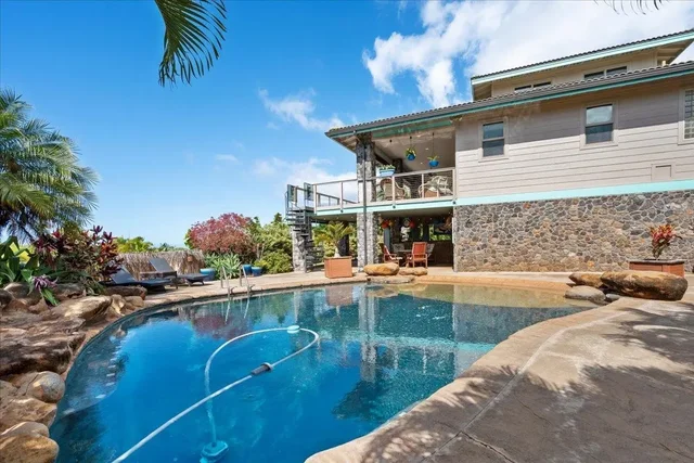 Listing Image for 676 Kai Hele Ku St B 35 of 45