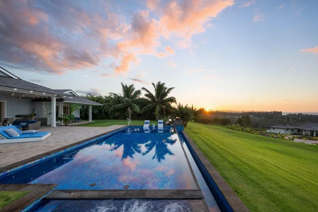 Listing Image for 300 Mahana Ridge St 19 of 50