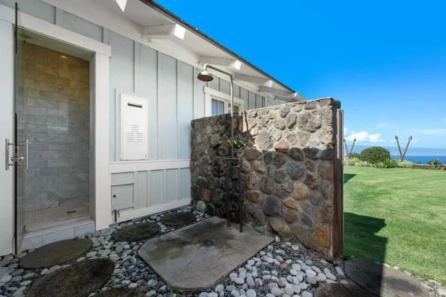 Listing Image for 300 Mahana Ridge St 30 of 50