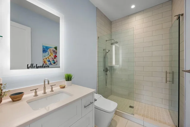 Listing Image for 300 Mahana Ridge St 45 of 50