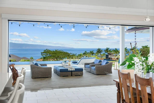 Listing Image for 300 Mahana Ridge St 5 of 50