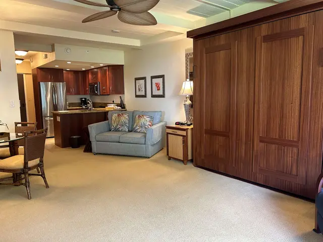 Listing Image for 2481 Kaanapali Pkwy 218 L 7 of 12