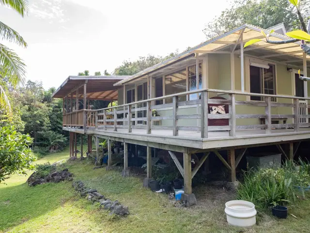 Listing Image for 3225 Kahekili Hwy 18 of 37