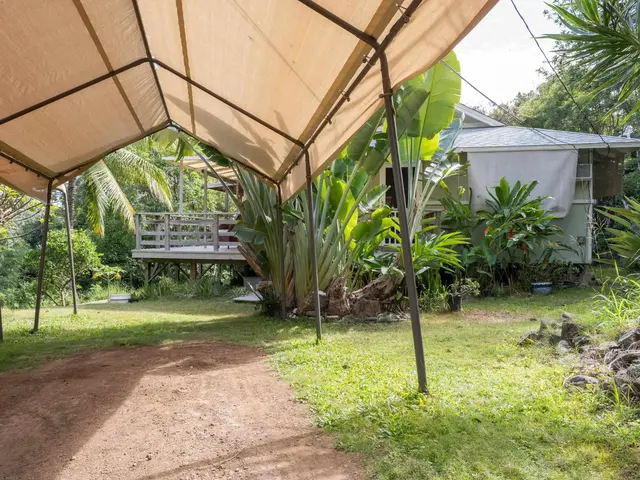 Listing Image for 3225 Kahekili Hwy 20 of 37