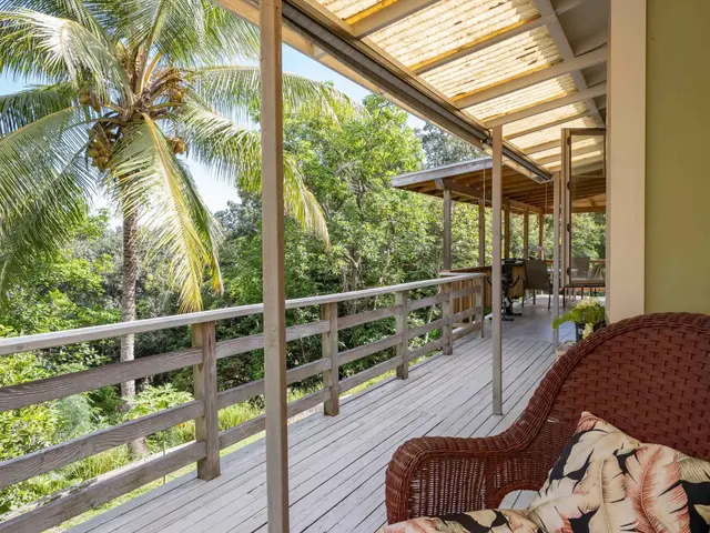 Listing Image for 3225 Kahekili Hwy 28 of 37