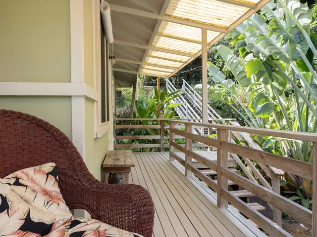 Listing Image for 3225 Kahekili Hwy 29 of 37