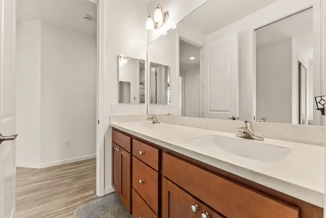 Listing Image for 31 Pakau Pl 67a 37 of 45