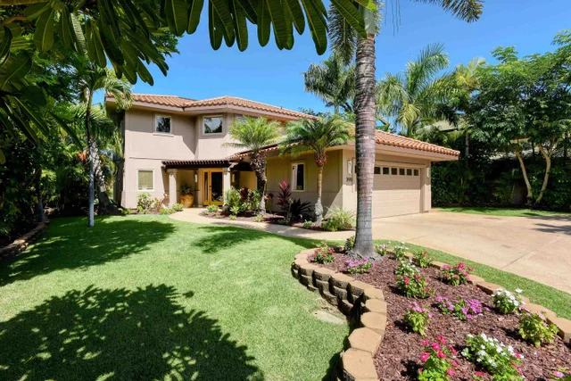 Listing Image for 390 Pualoa Nani Pl 1 of 33