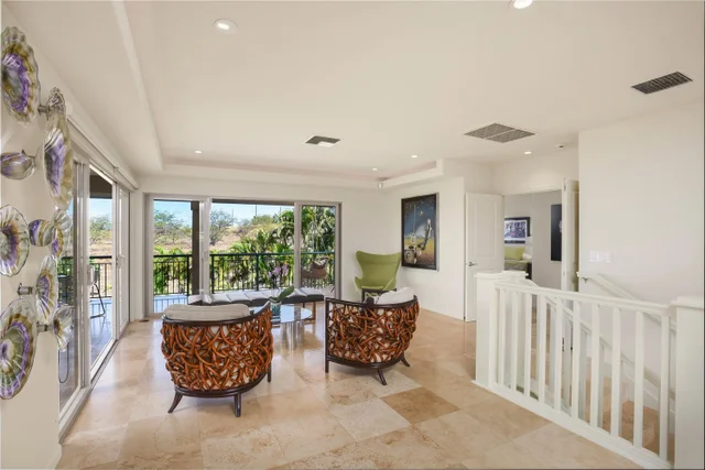 Listing Image for 390 Pualoa Nani Pl 14 of 33