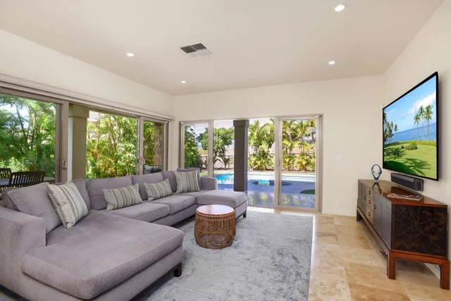 Listing Image for 390 Pualoa Nani Pl 20 of 33