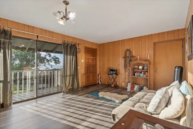 Listing Image for 8 Huina Pl 24 of 40