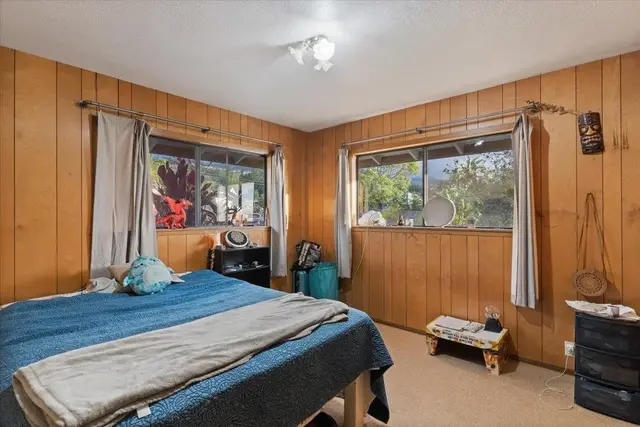 Listing Image for 8 Huina Pl 34 of 40