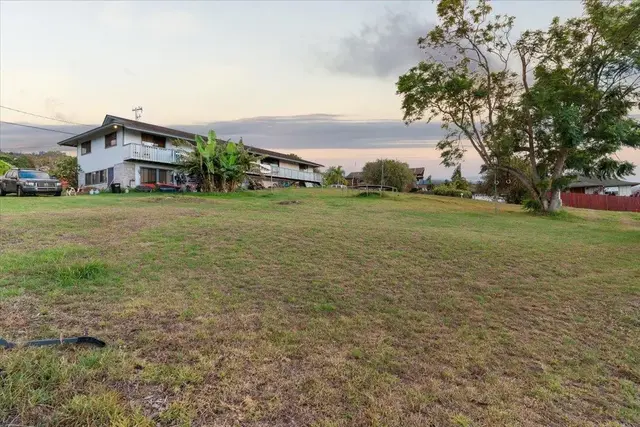 Listing Image for 8 Huina Pl 4 of 40