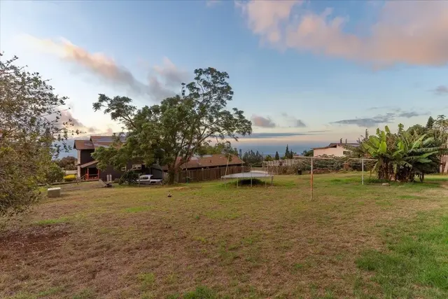 Listing Image for 8 Huina Pl 5 of 40