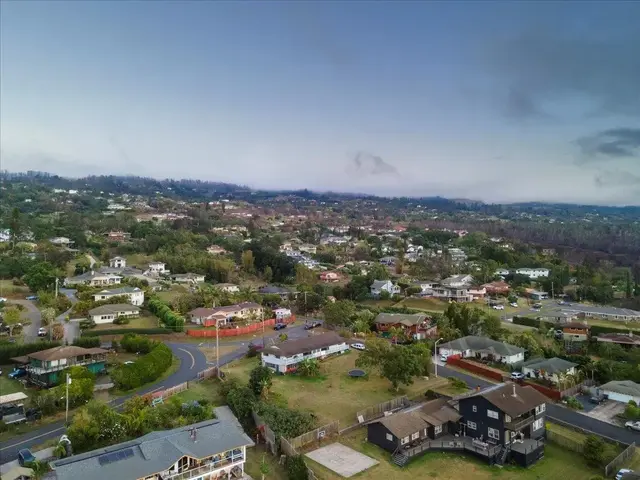 Listing Image for 8 Huina Pl 7 of 40