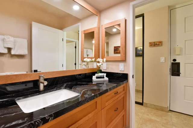 Listing Image for 3543 Lower Honoapiilani Rd D101 18 of 42