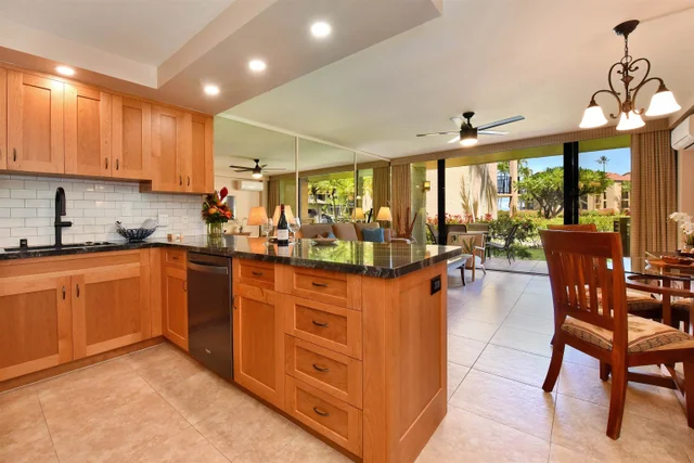 Listing Image for 3543 Lower Honoapiilani Rd D101 5 of 42