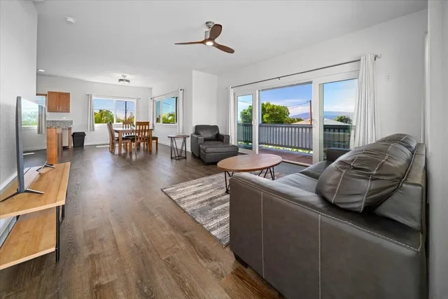 Listing Image for 127 Wahikuli Rd 10 of 27