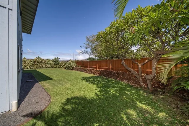 Listing Image for 127 Wahikuli Rd 5 of 27
