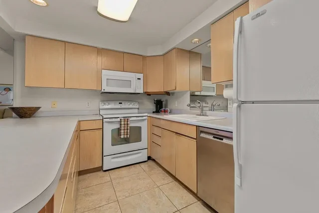 Listing Image for 12 S Kihei Rd C9 4 of 50