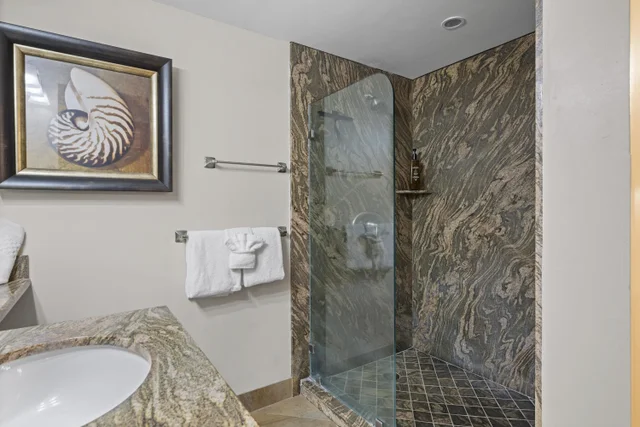 Listing Image for 50 Nohea Kai Dr 212 15 of 25