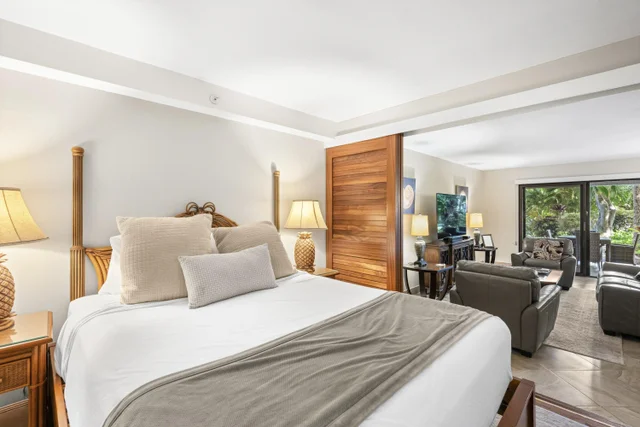 Listing Image for 50 Nohea Kai Dr 212 21 of 25