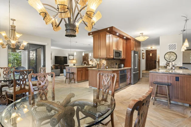 Listing Image for 50 Nohea Kai Dr 212 6 of 25