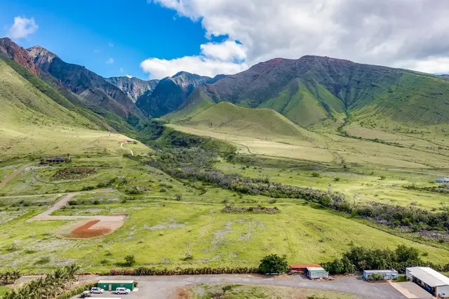 Listing Image for 80 Kehalea Pl B 3 of 11