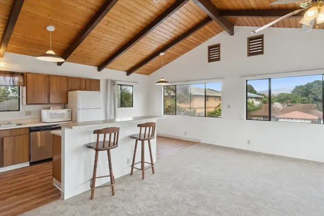 Listing Image for 33 Eleu Pl 19 of 39