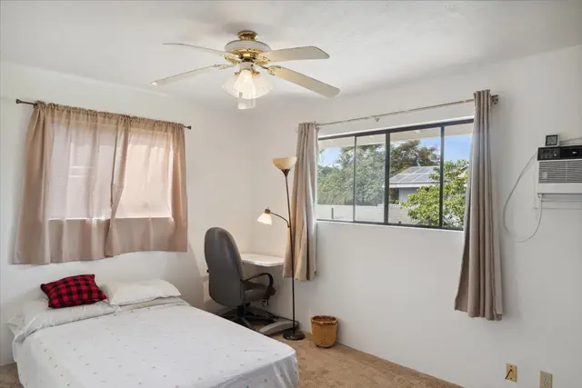 Listing Image for 33 Eleu Pl 22 of 39