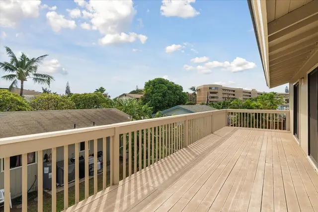 Listing Image for 33 Eleu Pl 30 of 39