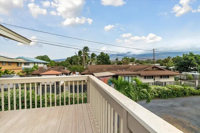 Listing Image for 33 Eleu Pl 33 of 39
