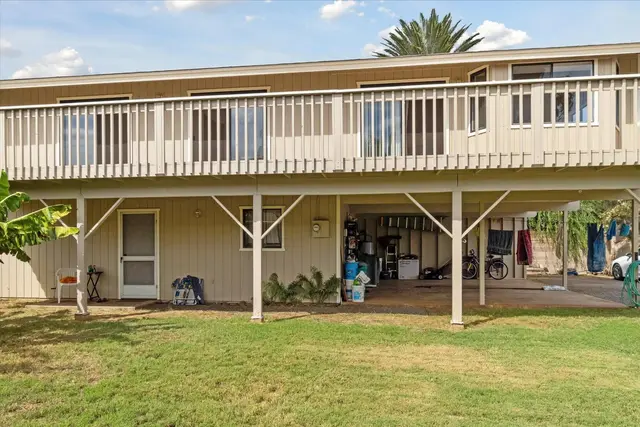 Listing Image for 33 Eleu Pl 7 of 39