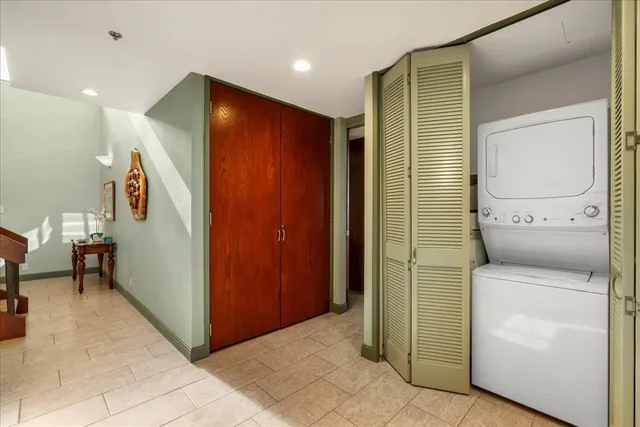 Listing Image for 4299 Lower Honoapiilani Rd 281 24 of 49