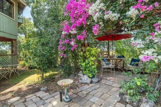Listing Image for 235 Hoohale Pl 38 of 50