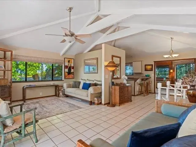 Listing Image for 235 Hoohale Pl 4 of 50