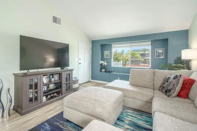 Listing Image for 295 Kaikea St 19 of 35