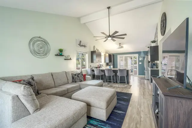 Listing Image for 295 Kaikea St 9 of 35