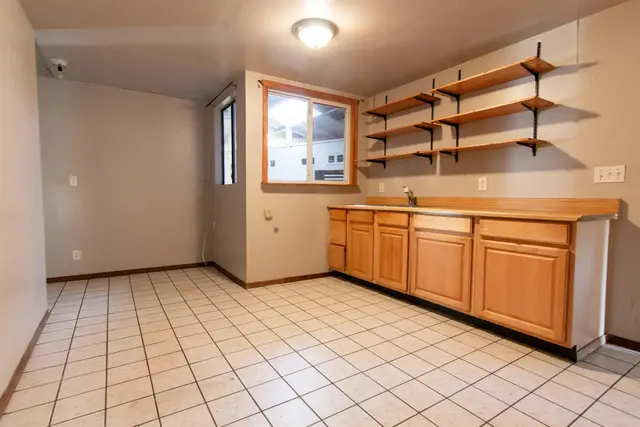 Listing Image for 995 Makani Rd 18 of 22