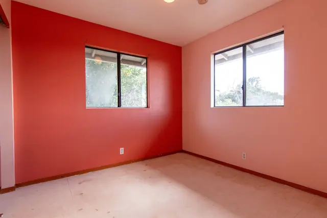 Listing Image for 995 Makani Rd 9 of 22