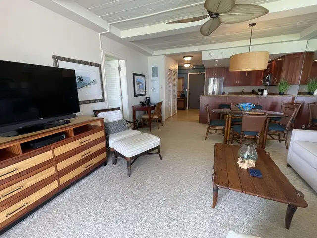 Listing Image for 2481 Kaanapali Pkwy 311 L 14 of 34