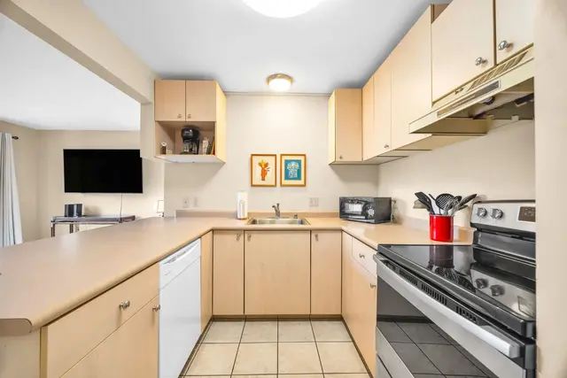Listing Image for 34 Wailana Pl 102 24 of 49