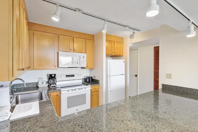 Listing Image for 3445 Lower Honoapiilani Rd 530 12 of 45