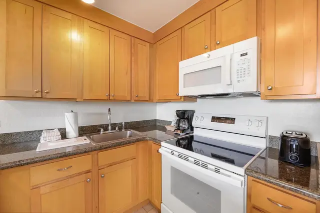 Listing Image for 3445 Lower Honoapiilani Rd 530 13 of 45