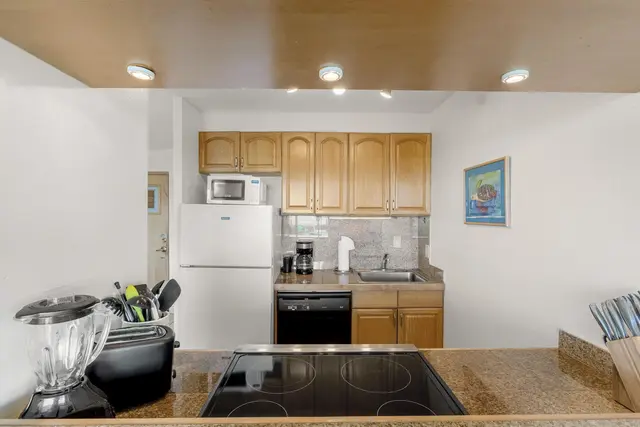 Listing Image for 3741 Lower Honoapiilani Rd 104 22 of 39
