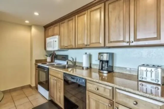 Listing Image for 3445 Lower Honoapiilani Rd 536 16 of 24