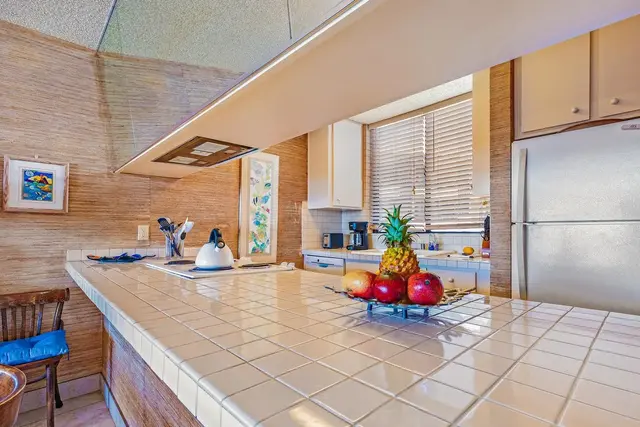 Listing Image for 30 Hauoli St 310 23 of 34