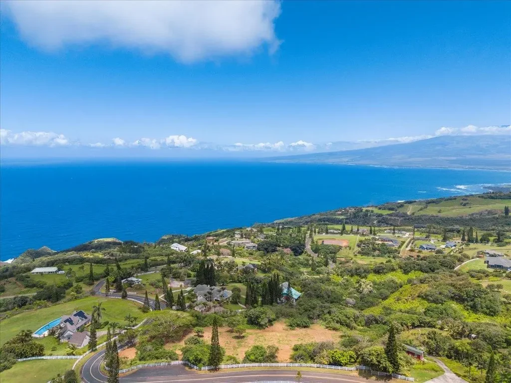 27 Hulumanu Pl Lot 35, Kahakuloa
