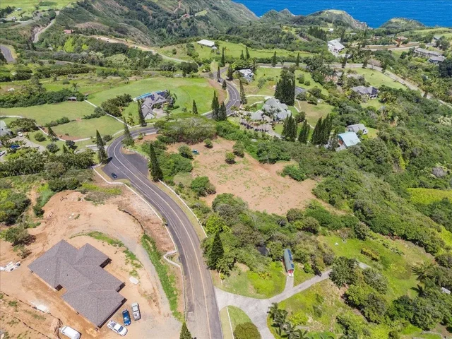 Listing Image for 27 Hulumanu Pl Lot 35 7 of 25